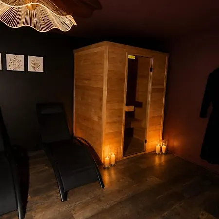 L'echappee Soleil Couchant Balneo Sauna Massage 펜션